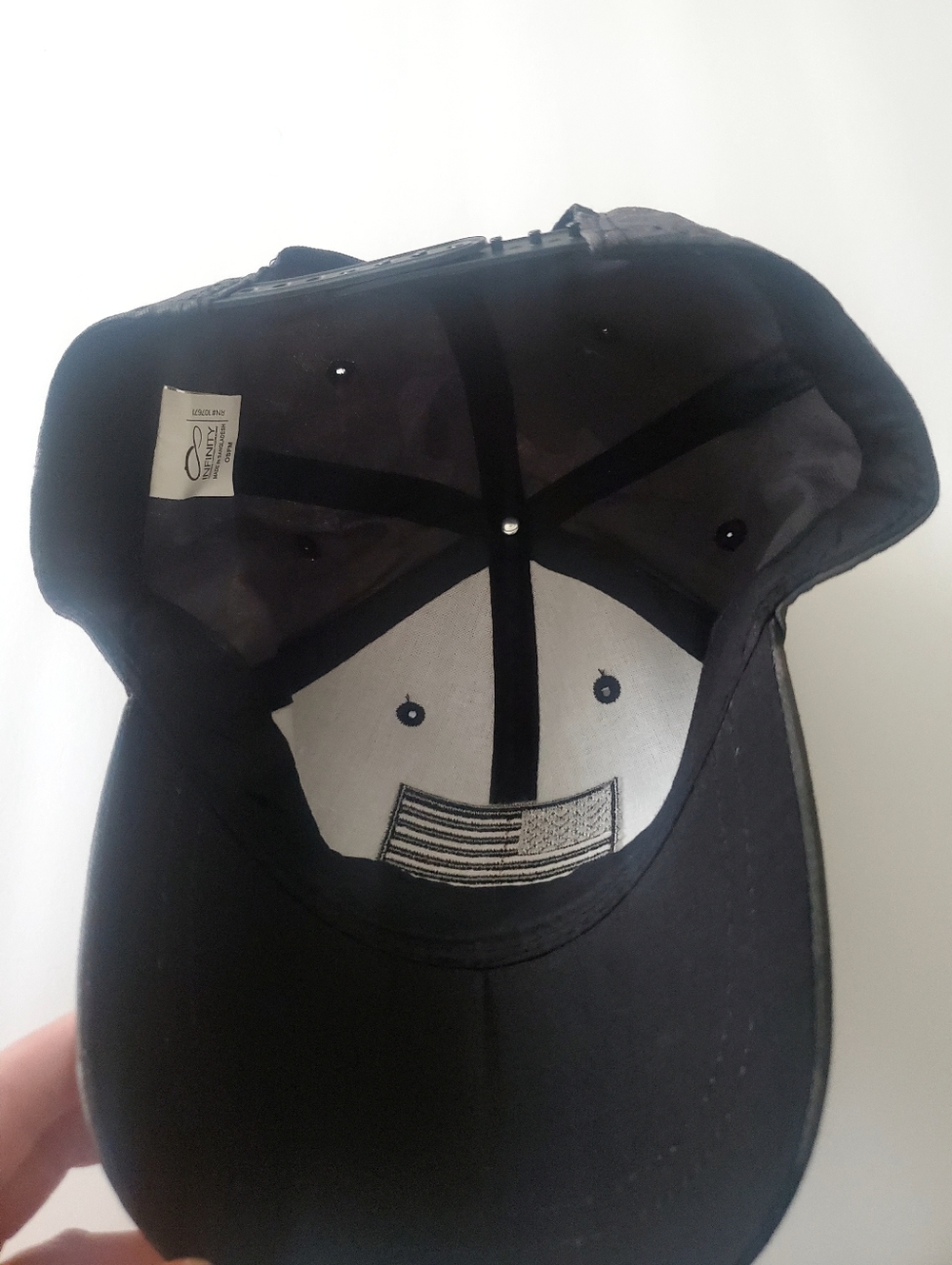 NWOT INFINITY Black Grey Camo Baseball Cap with American Flag Patch - Picture 5 of 5